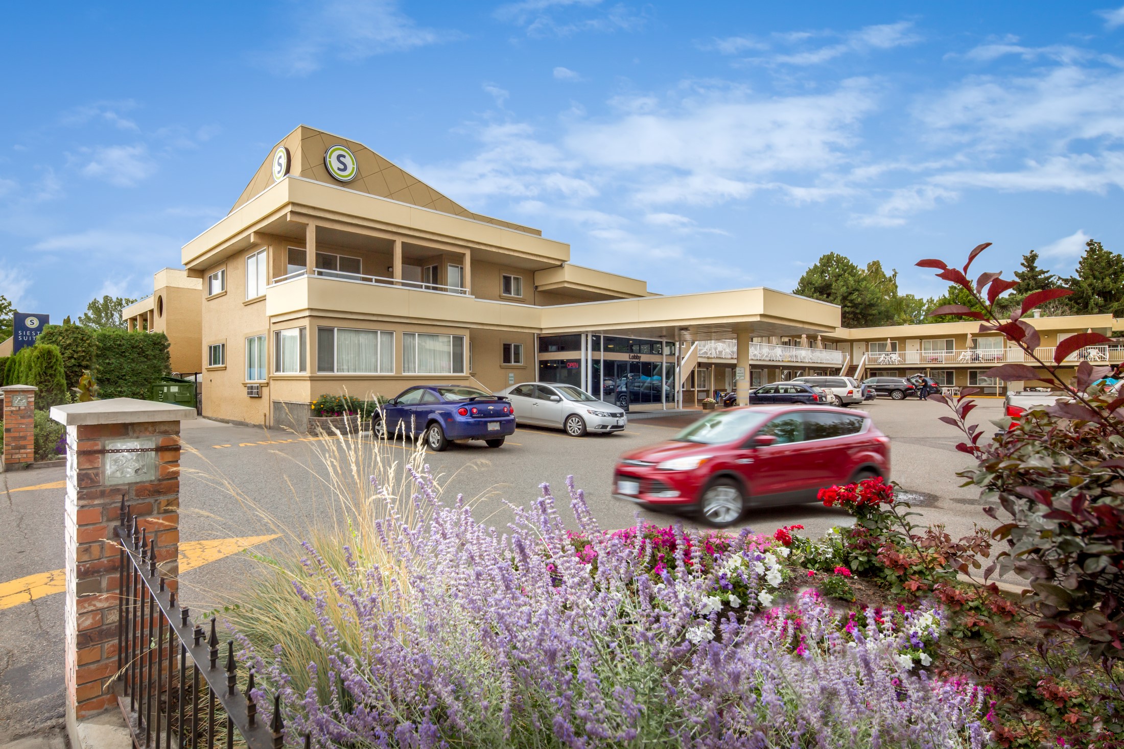 Kelowna Inn and Suites